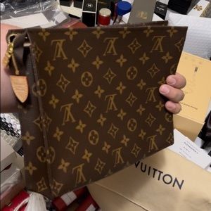 LV BAG